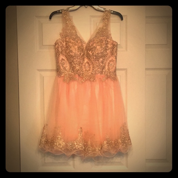 Dresses & Skirts - Formal Dress